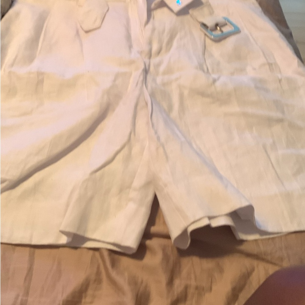 Banana Republic Cream Bermudas Casual Shorts